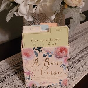 Eccolo Pink Floral Box of Bible Verses for FAITH HOPE LOVE COMFORT